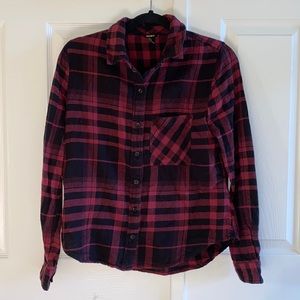 NWOT Forever 21 Red and Black Checkered Flannel Button Down
